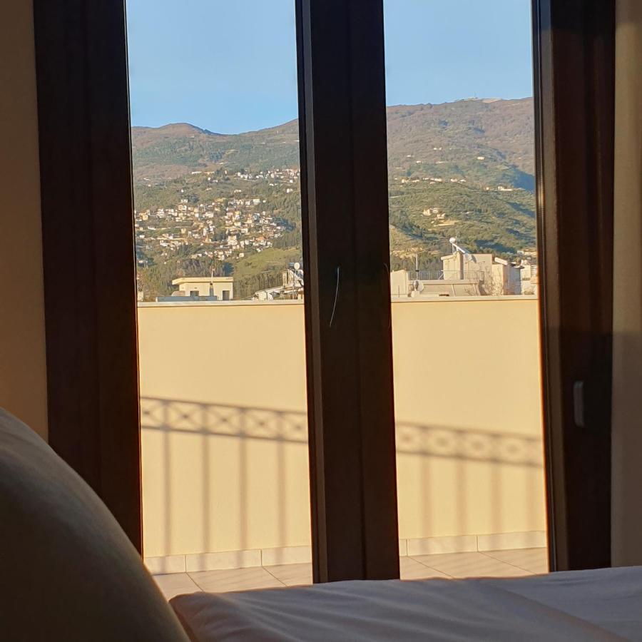 Volos Park Apartments Buitenkant foto